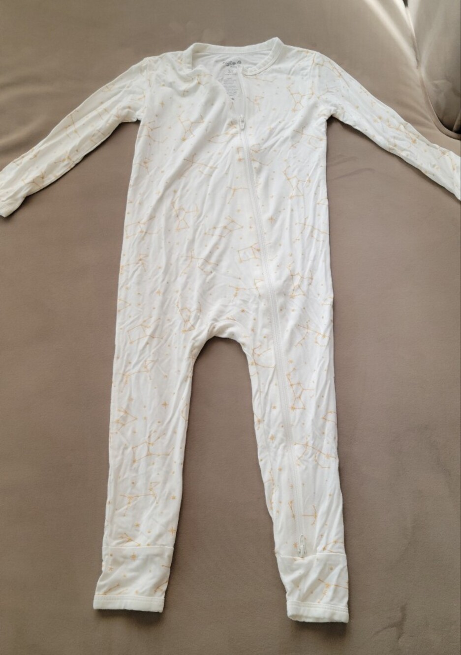 kyte baby 3T zipper romper - Constellation